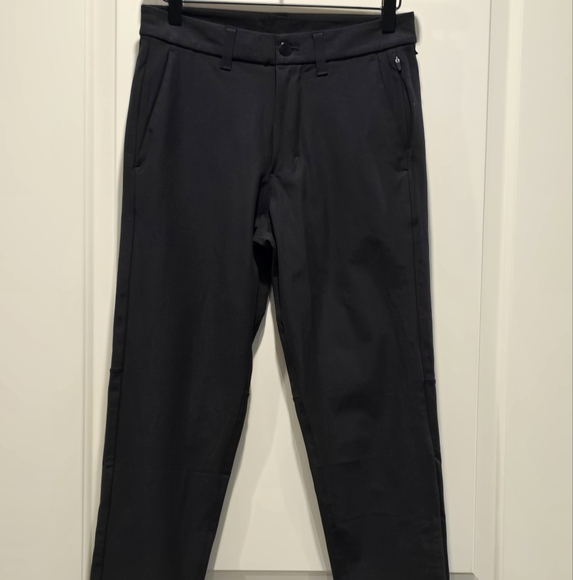 LULULEMON Men’s Commission Pants Slim Fit Black Ventilight Size 28 x 30 EUC B - Picture 1 of 10